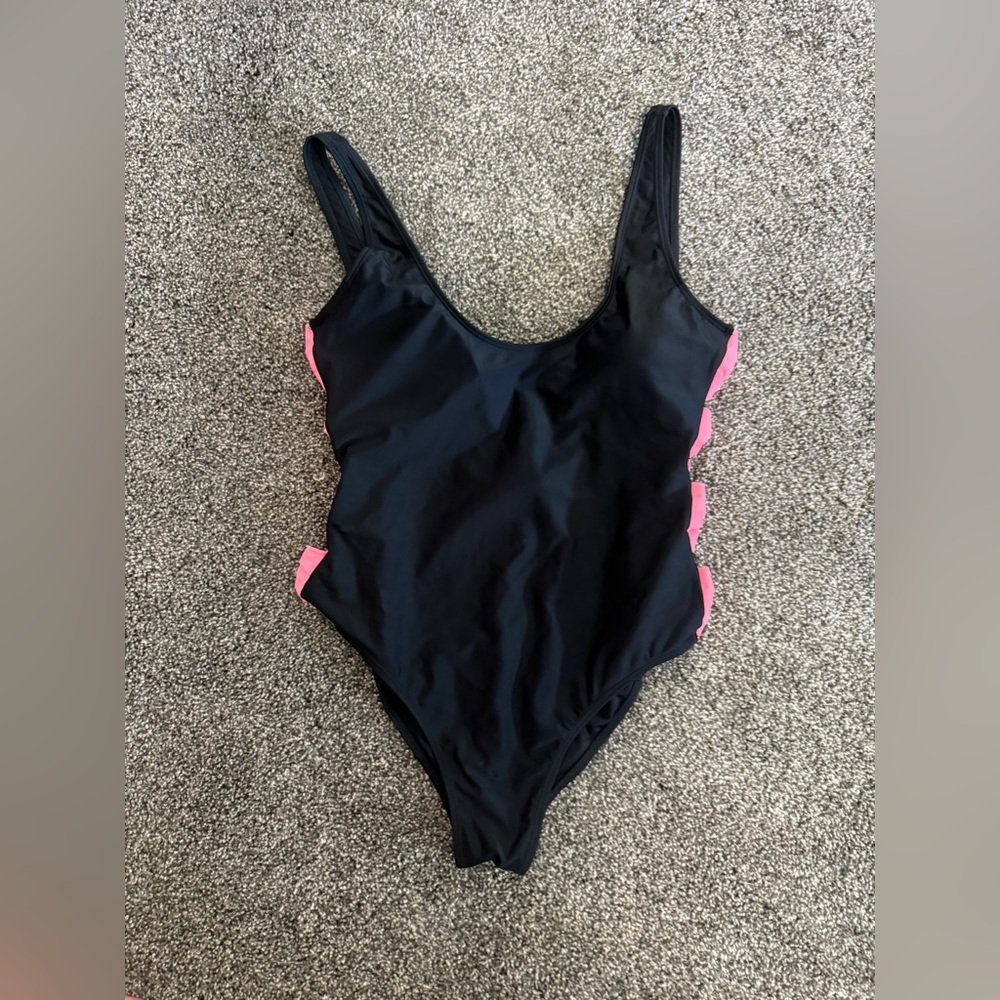 Cyn & Luca bow detail one piece XL